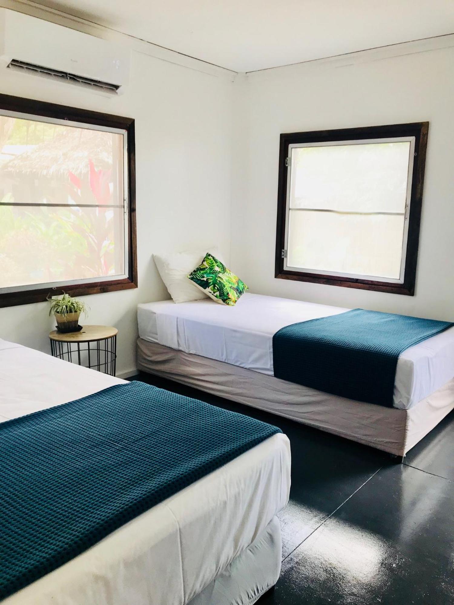 Sarana Bungalows (Adults Only) Baan Tai Camera foto